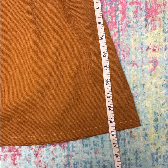 SHEIN Brown Corduroy Button-Down Mini Skirt - Picture 4 of 4